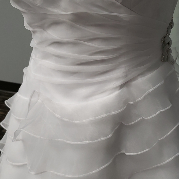 Moonlight wedding, V- neck, open back, size 14, - Picture 4 of 15